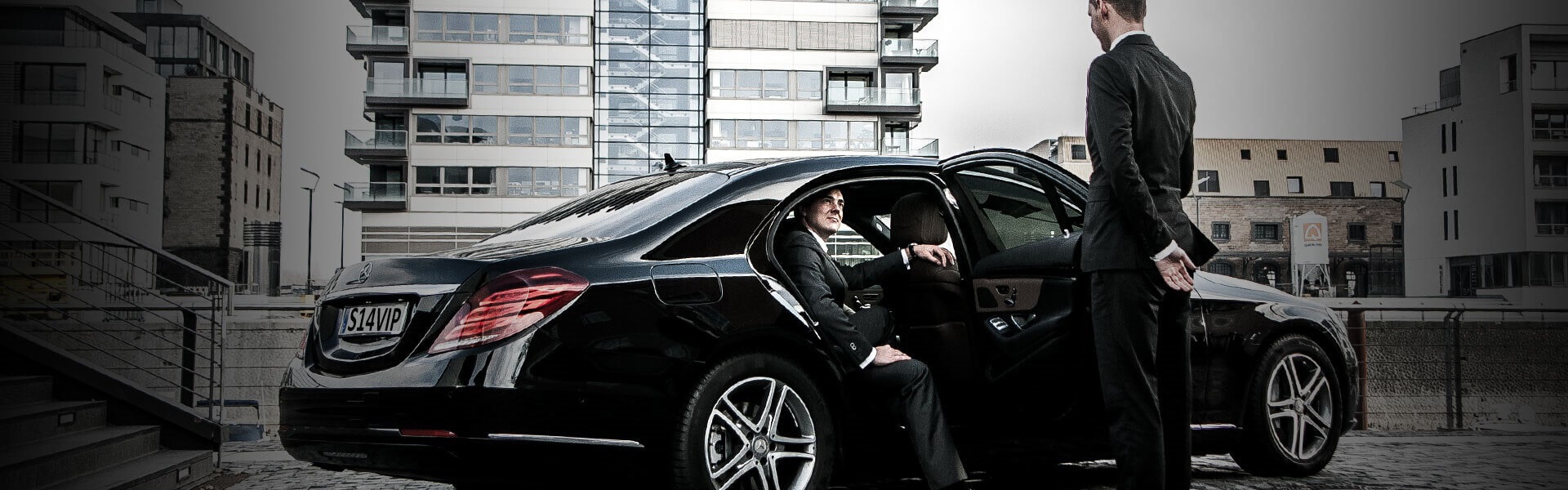 Get instant King's cross St Pancras Station Minicabs & Taxis